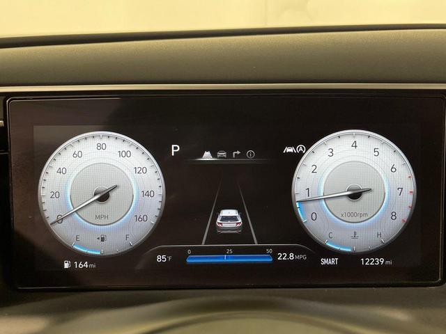 Photo of 2024 Shimmering Silver Hyundai TUCSON