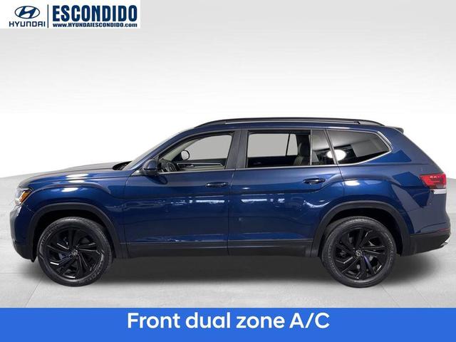 Photo of 2022 Tourmaline Blue Metallic Volkswagen Atlas