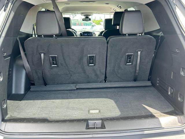 Photo of 2020 Summit White Chevrolet Traverse