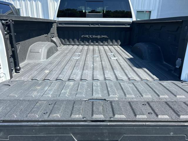 Photo of 2024 Summit White GMC Sierra 2500