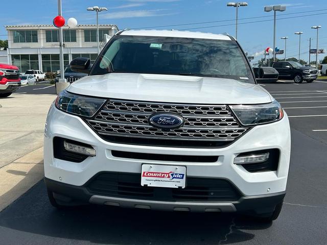 Photo of 2023 Oxford White Ford Explorer