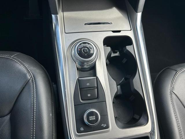 Photo of 2023 Oxford White Ford Explorer