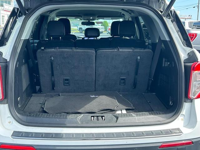Photo of 2023 Oxford White Ford Explorer
