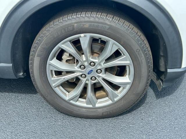 Photo of 2023 Oxford White Ford Explorer