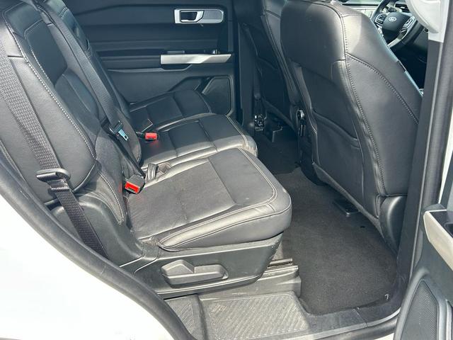 Photo of 2023 Oxford White Ford Explorer