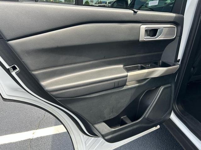 Photo of 2023 Oxford White Ford Explorer