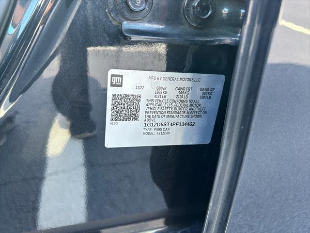Photo of 2023 Dark Ash Metallic Chevrolet Malibu