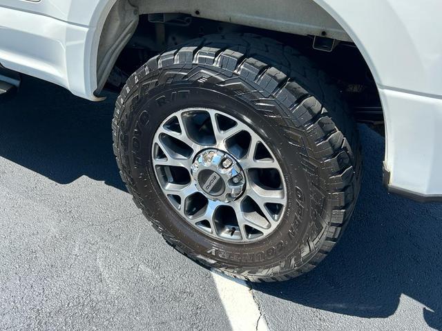 Photo of 2020 Star White Ford F-250
