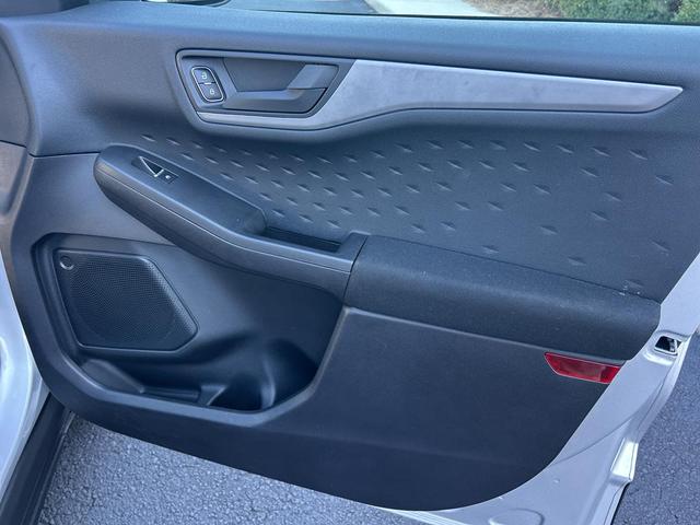 Photo of 2020 Ingot Silver Ford Escape