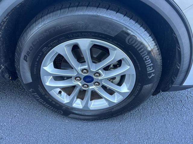 Photo of 2020 Ingot Silver Ford Escape