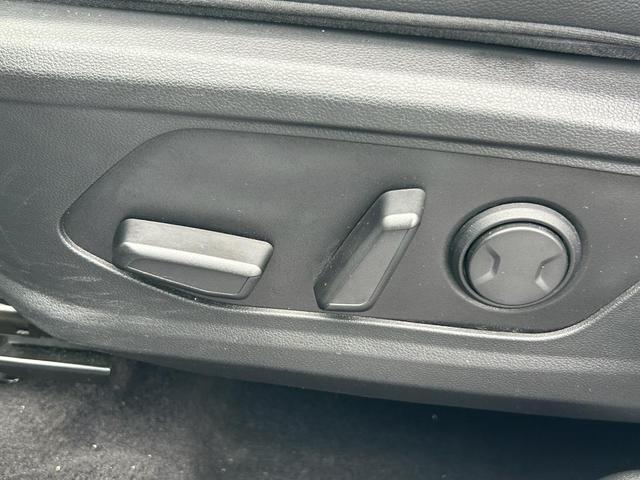 Photo of 2023 Shimmering Silver Metallic Hyundai TUCSON