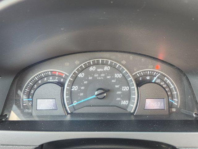 Photo of 2015 Gray Toyota Camry