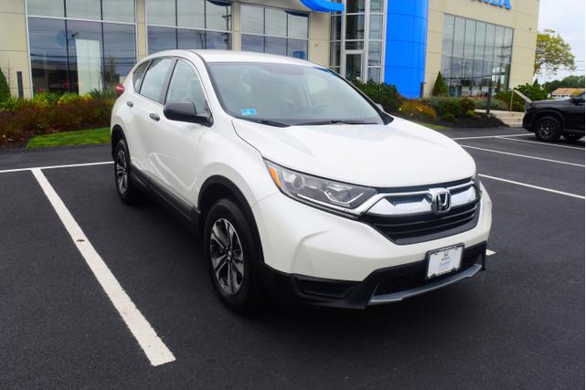 Photo of 2018 White Diamond Pearl Honda CR-V