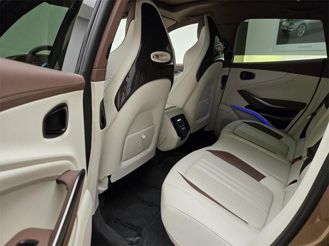 Photo of 2025 Bronze Aston Martin DBX