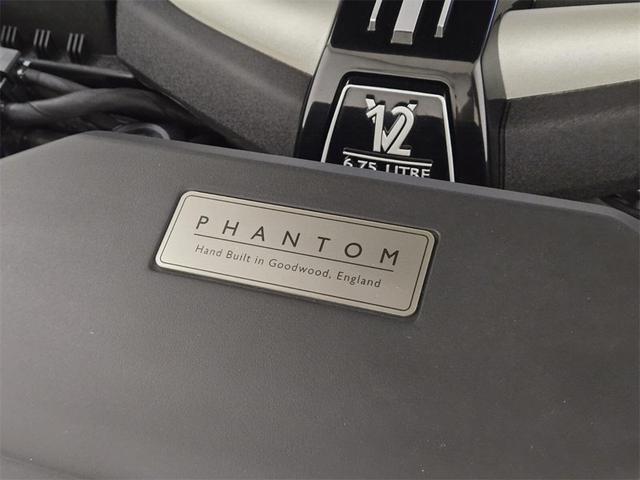 Photo of 2020 Black Rolls-Royce Phantom
