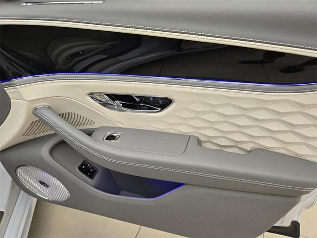 Photo of 2025 Ice Bentley Flying Spur