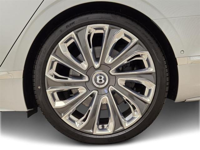 Photo of 2025 Ice Bentley Flying Spur