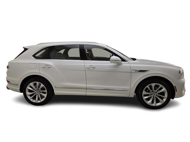 Photo of 2025 Glacier White Bentley Bentayga