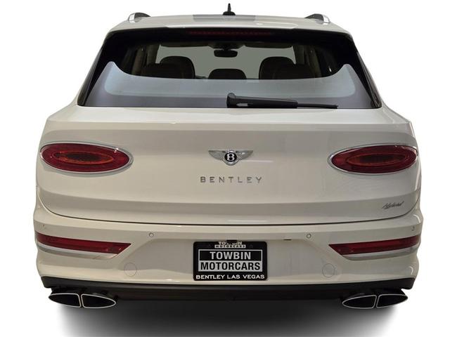 Photo of 2025 Glacier White Bentley Bentayga