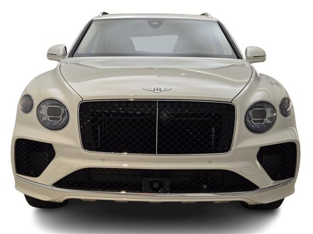 Photo of 2025 Glacier White Bentley Bentayga
