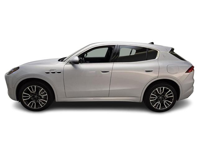 Photo of 2024 Bianco Astro Maserati Grecale