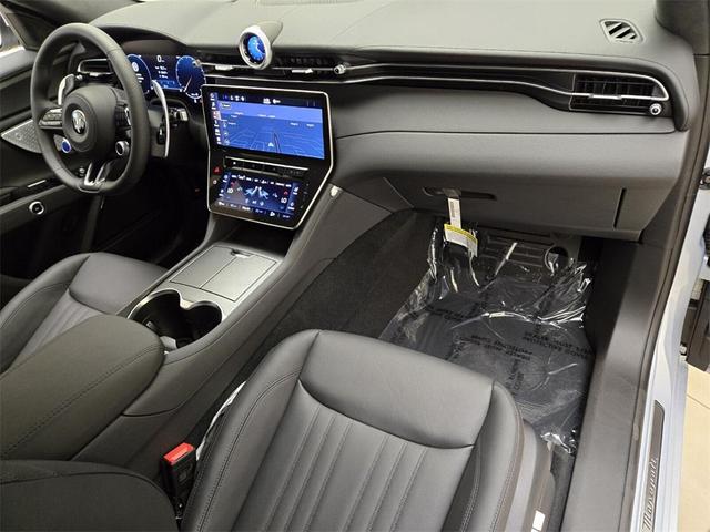 Photo of 2024 Bianco Astro Maserati Grecale
