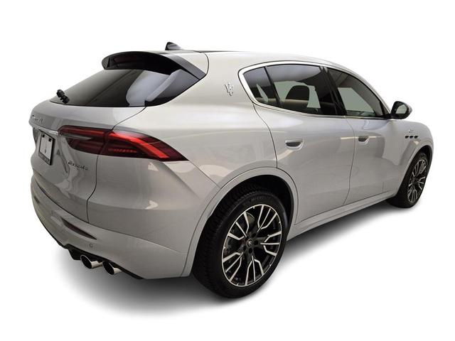 Photo of 2024 Bianco Astro Maserati Grecale