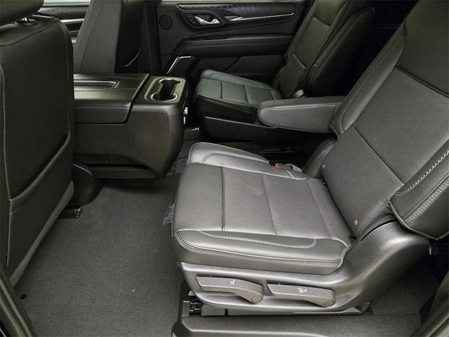 Photo of 2023 Onyx Black GMC Yukon XL