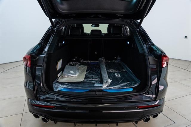 Photo of 2024 Nero Noctis Black Maserati Grecale