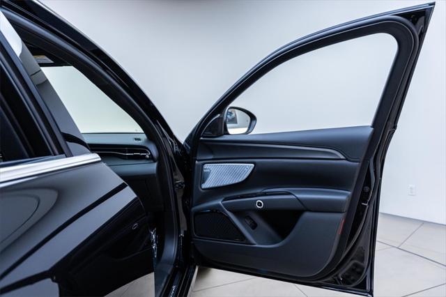 Photo of 2024 Nero Noctis Black Maserati Grecale