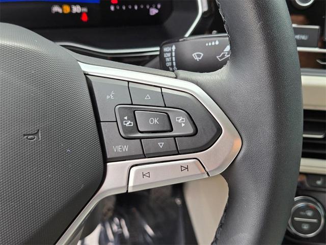 Photo of 2024 Opal White Pearl Volkswagen Jetta