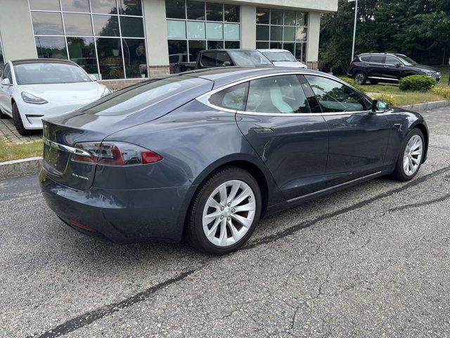 Photo of 2019 Gray Tesla Model S
