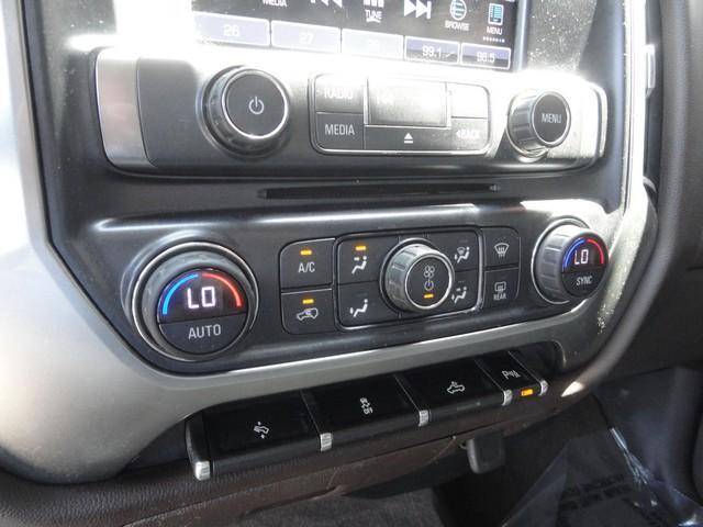 Photo of 2017 White Chevrolet Silverado 1500