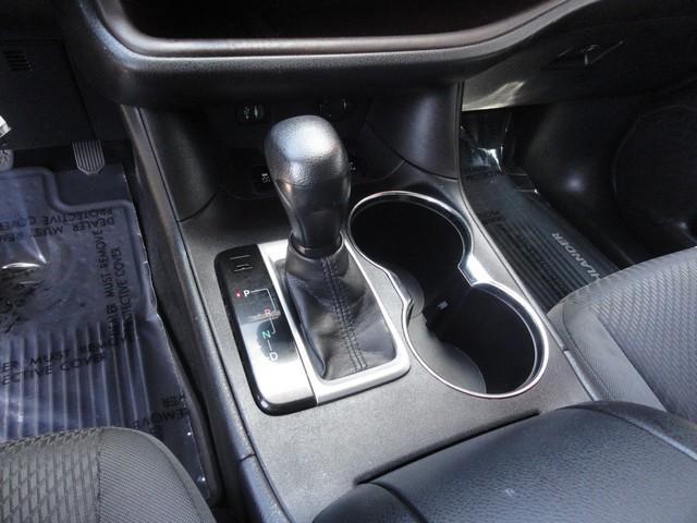 Photo of 2015 Blue Toyota Highlander