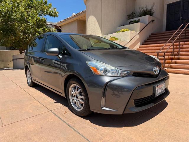 2016 Toyota Prius V