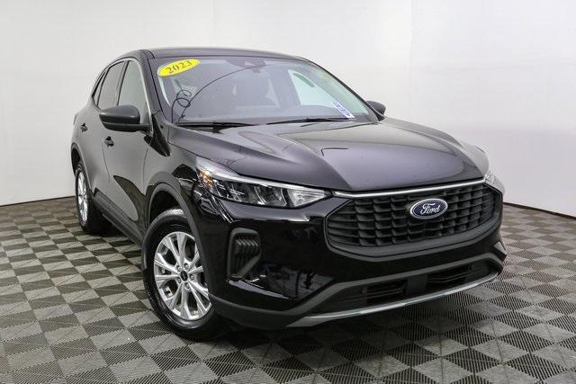 Photo of 2023 Agate Black Metallic Ford Escape