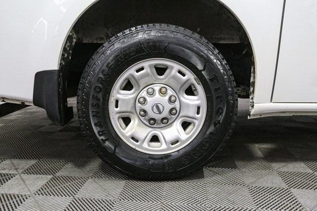 Photo of 2021 Glacier White Nissan NV Cargo NV3500 HD