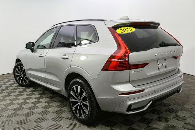 Photo of 2025 Silver Volvo XC60