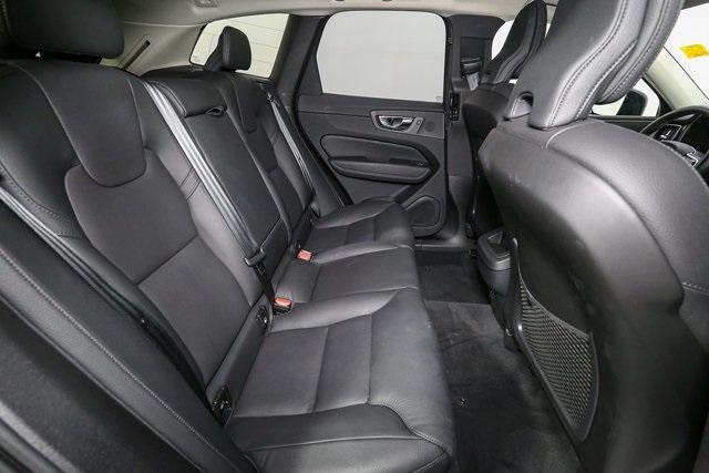 Photo of 2025 Silver Volvo XC60