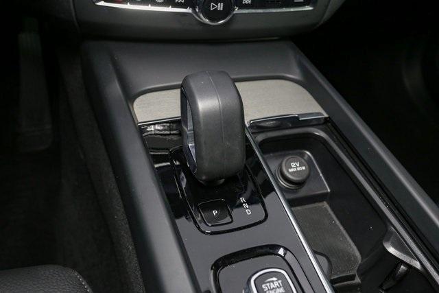 Photo of 2025 Silver Volvo XC60