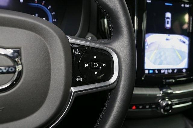 Photo of 2025 Silver Volvo XC60