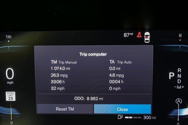 Photo of 2025 Silver Volvo XC60