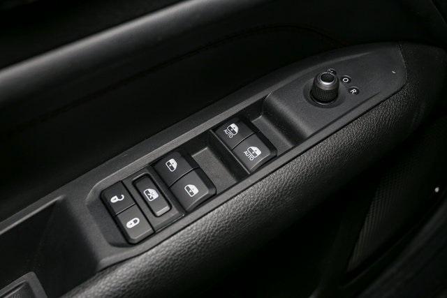Photo of 2023 Diamond Black Jeep Compass