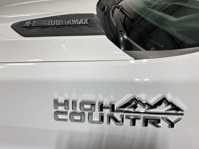 Photo of 2021 Summit White Chevrolet Silverado 2500