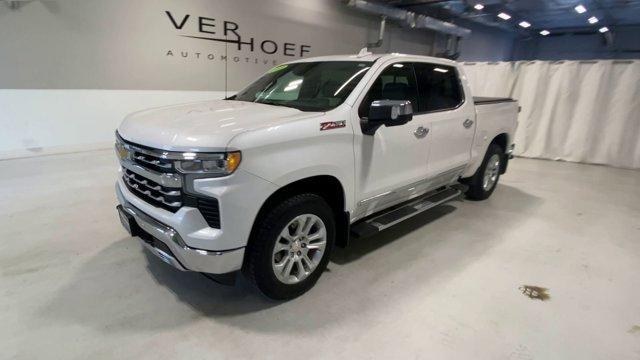 Photo of 2023 Iridescent Pearl Tricoat Chevrolet Silverado 1500