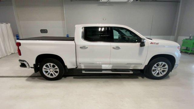 Photo of 2023 Iridescent Pearl Tricoat Chevrolet Silverado 1500