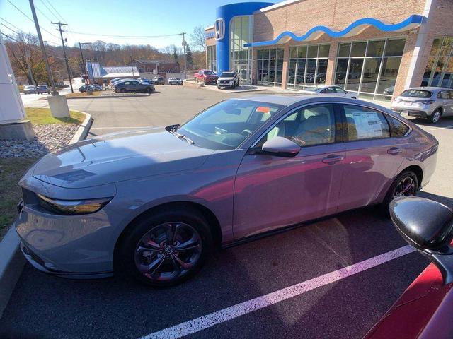 Photo of 2025 Urban Gray Pearl Honda Accord Hybrid