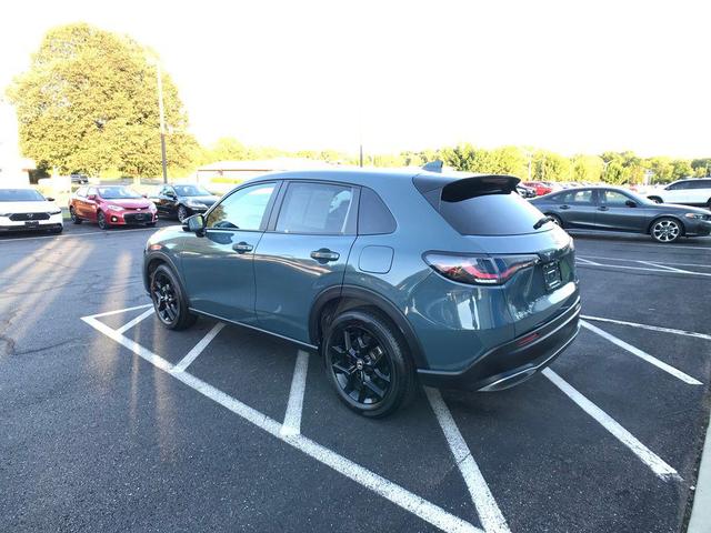 Photo of 2024 Nordic Forest Pearl Honda HR-V