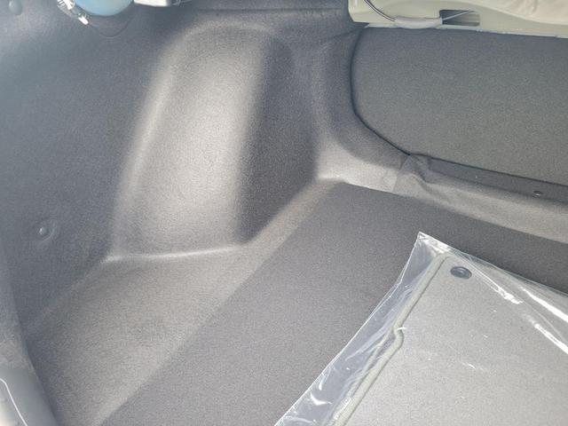 Photo of 2026 Platinum White Pearl Honda Civic