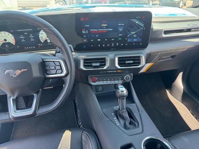 Photo of 2025 Blue Ford Mustang